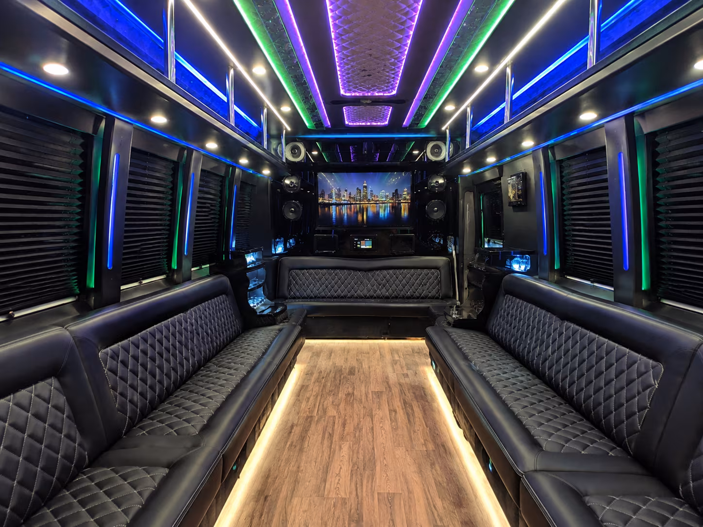 Rent a Bus to Dallas Fort Worth International Airport