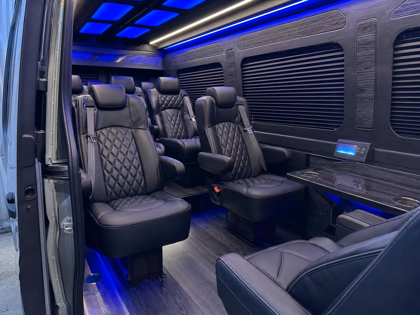 Rent a Bus to Globe Life Field