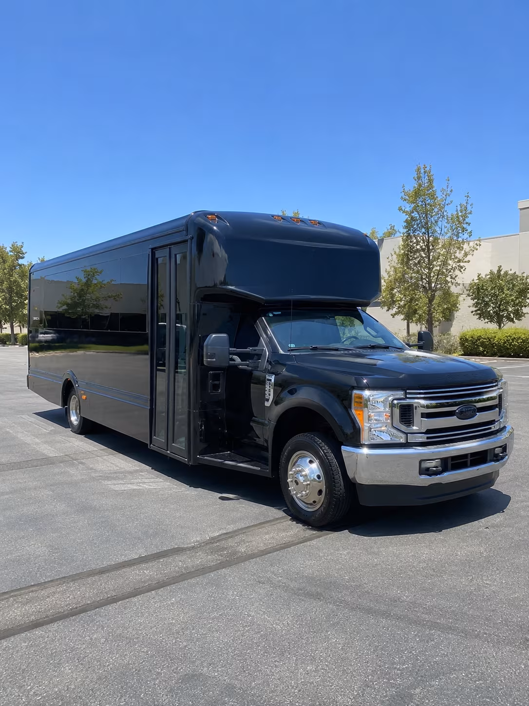 Dallas Birthday, Sweet 16, & Quinceañera Transportation party bus interior