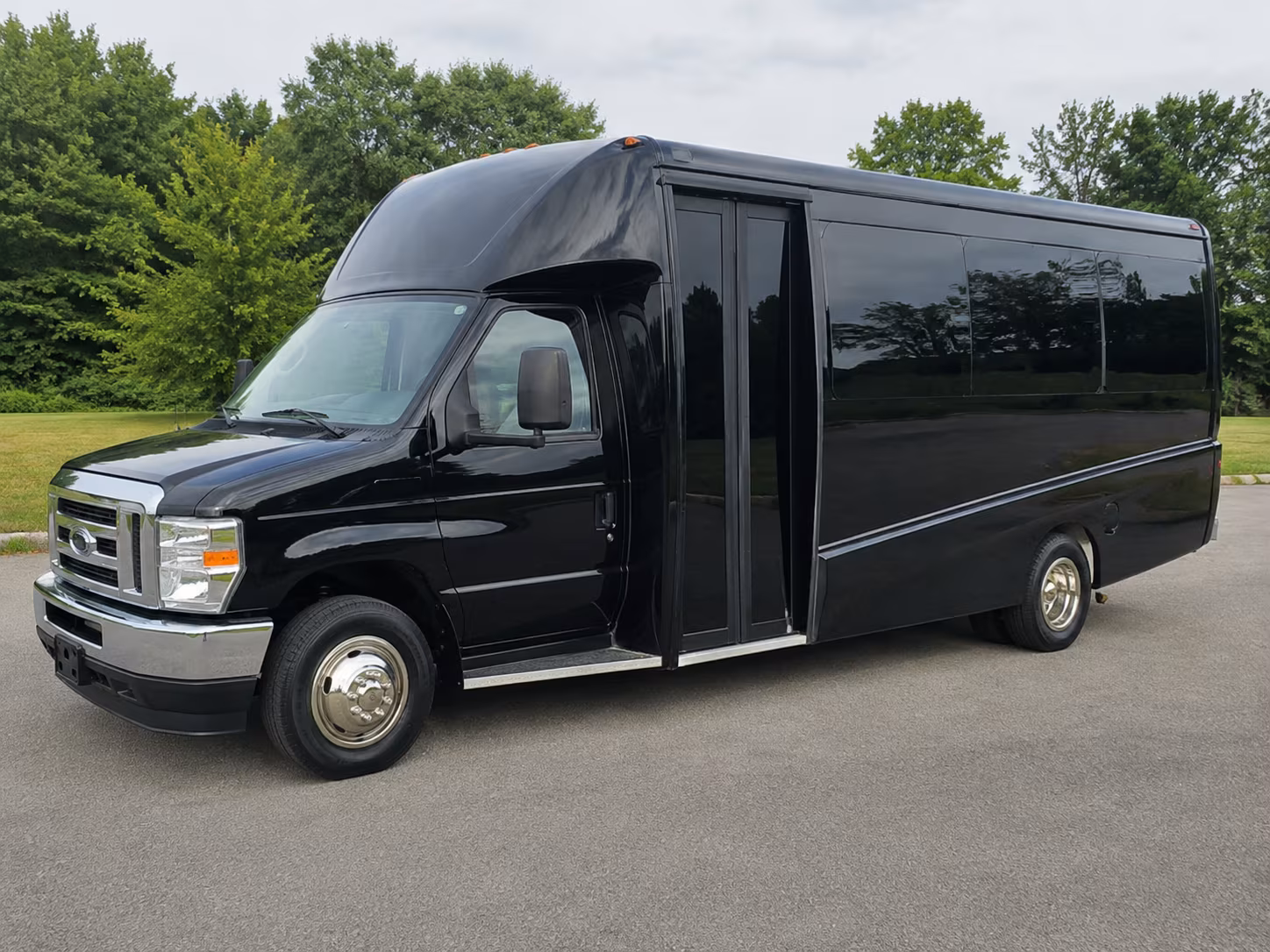 Dallas Corporate Transportation party bus exterior