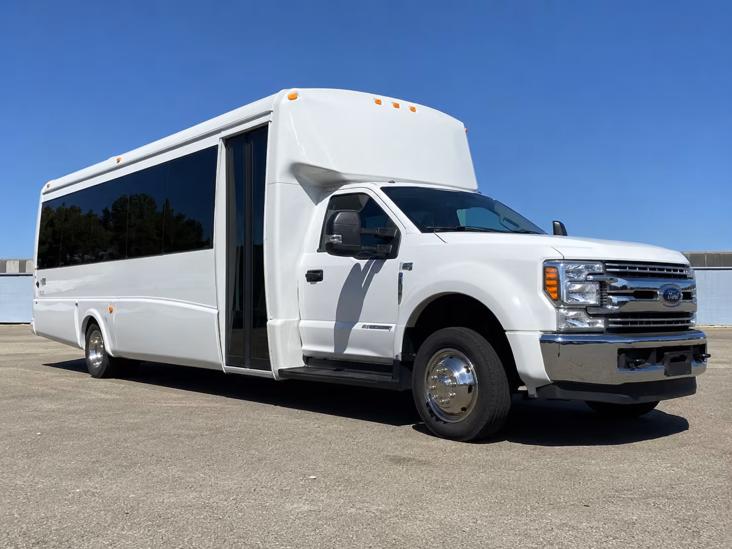 Dallas Corporate Transportation party bus exterior