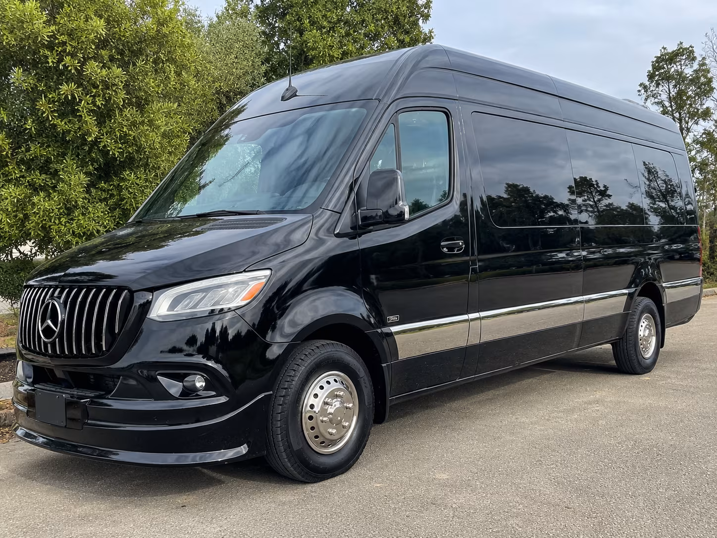 Dallas Corporate Transportation party bus exterior