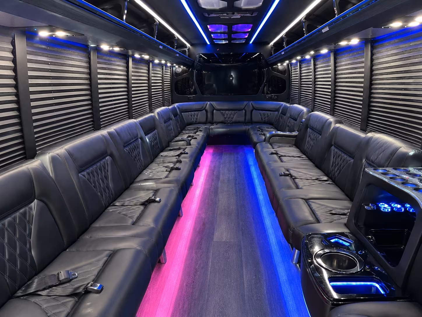 Dallas Winery Tour & Pub Crawl Transportation party bus exterior