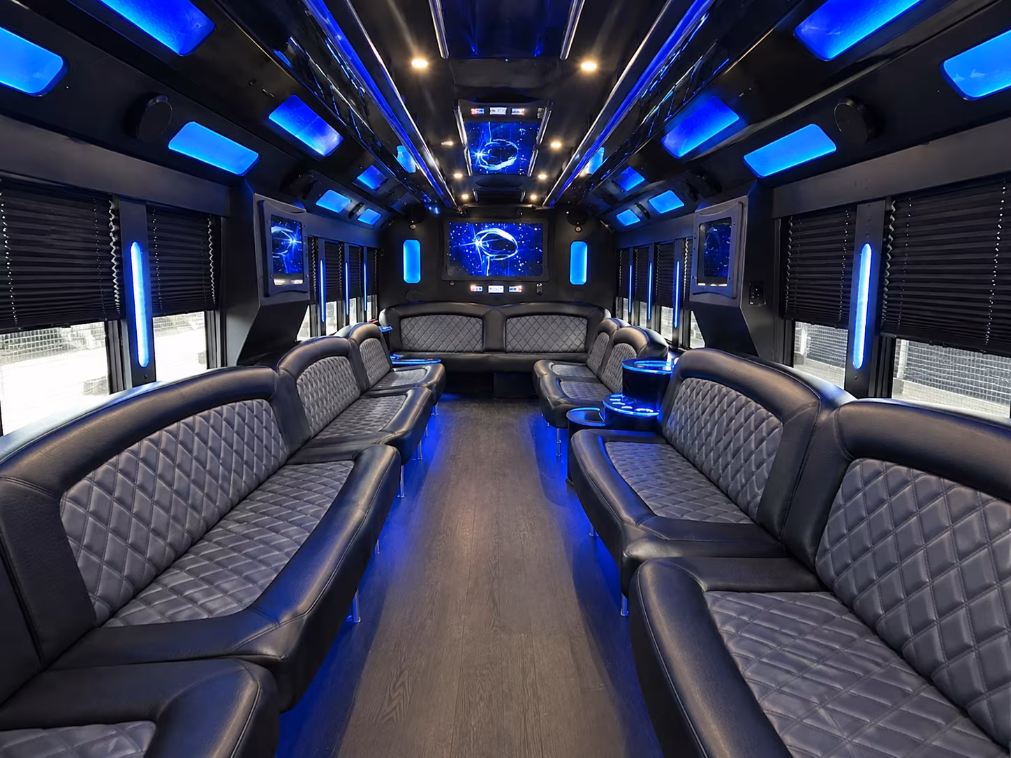 Dallas Winery Tour & Pub Crawl Transportation party bus exterior